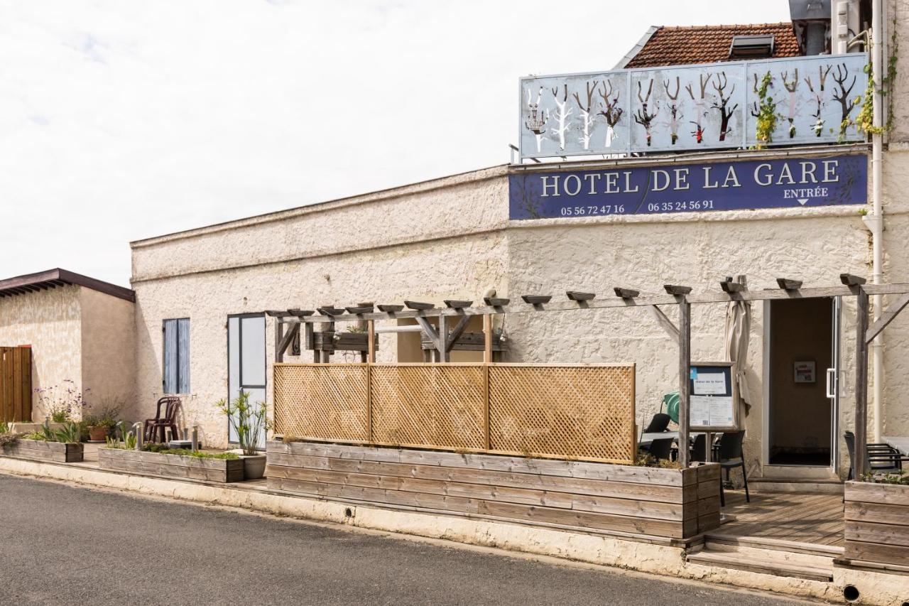 Hotel De La Gare Latresne Esterno foto